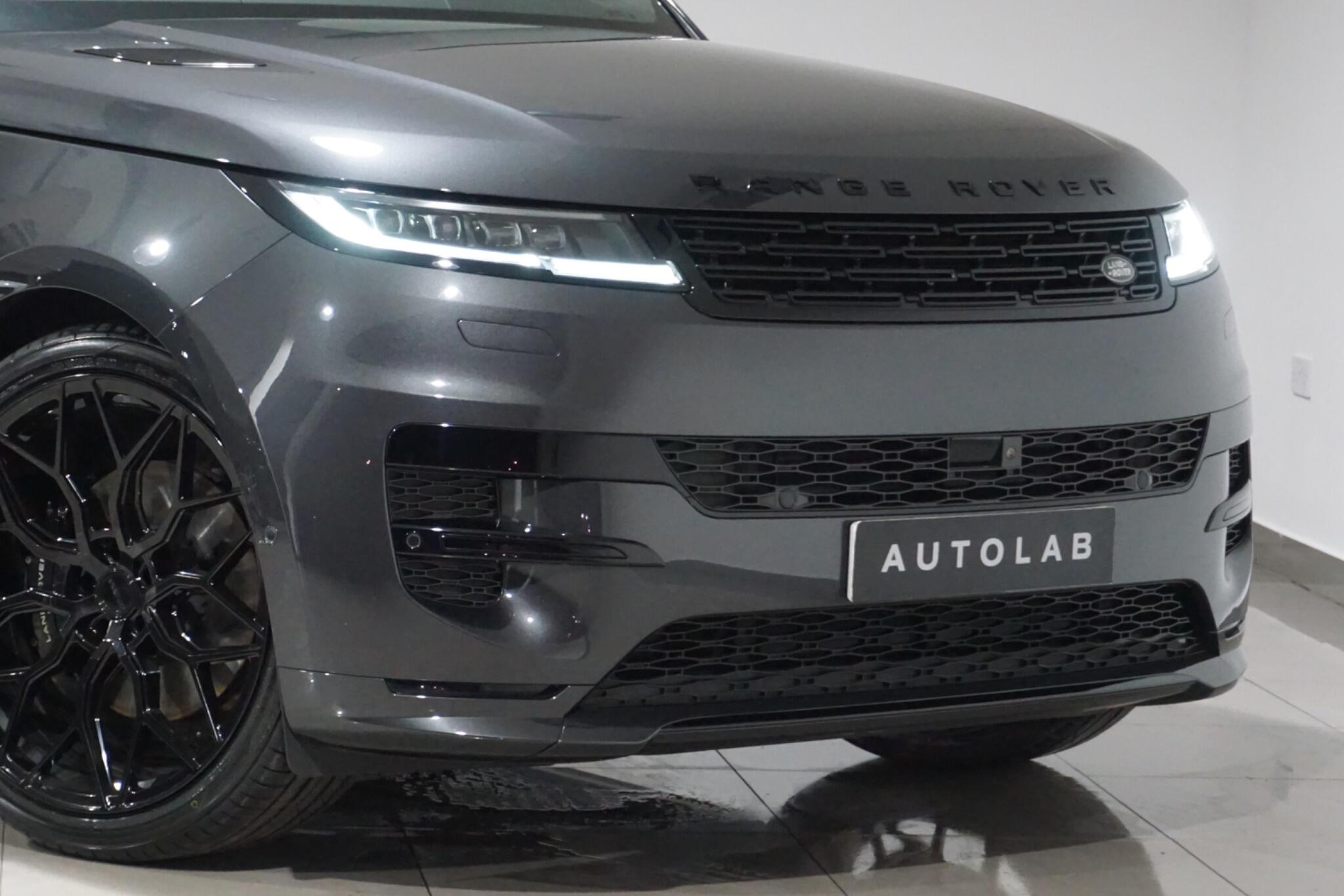 Land Rover Range Rover Sport 3.0 D300 MHEV Dynamic SE SUV 5dr Diesel Auto 4WD Euro 6 (s/s) (300 ps)